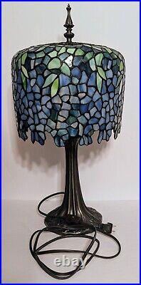 22 Tiffany Style Wisteria Table Lamp Stained Glass Excellent Condition