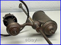 ANTIQUE VINTAGE 19 th. C. AMERICAN EAPG KEROSENE OIL STUDENT LAMP PARTS BASE