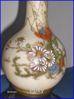 Antique Oil Banquet HandPainted Daisies Electrified Not Working Parts or Repair