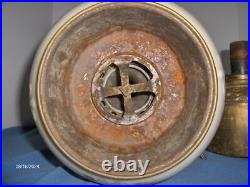 Antique Oil Banquet HandPainted Daisies Electrified Not Working Parts or Repair