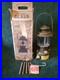 Coleman_Military_Lantern_Korea_1958_With_Original_Box_And_Spare_Parts_01_aets