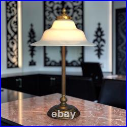 Elegant type deco desk Chemnitz unique piece table lamp Berlin