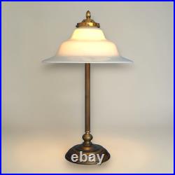 Elegant type deco desk Chemnitz unique piece table lamp Berlin