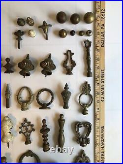 Large Lot Of Mostly Brass Vintage Lamp Light Fixture Ornate Finials Parts lot