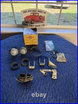 Nos 1949 1950 Vintage OLDSMOBILE Backup Lamp NICE BOX and Parts No. 982559 OLD
