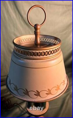 Old Vintage Small Tole Painted Metal Shade & Base End Table Desk Lamp Light