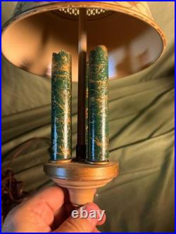 Old Vintage Small Tole Painted Metal Shade & Base End Table Desk Lamp Light