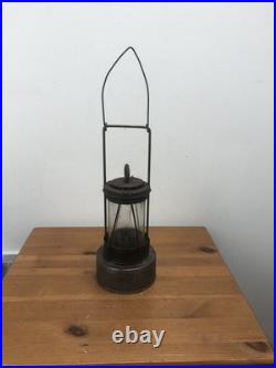 The muff radiator lamp vintage car