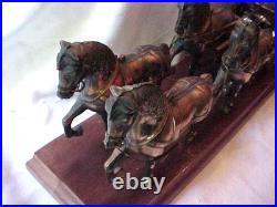 VINTAGE United Clock Model No. 550 Covered Wagon Brass Lamp / Clock Works Great