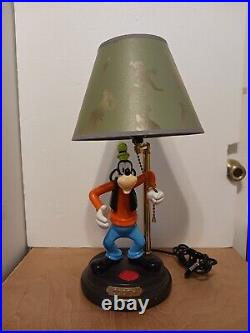 VTG 20 Disney Goofy Animated Talking Lamp with original shade PARTS & REPAIR