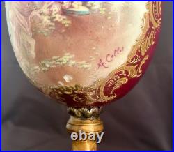 VTG. Sevres Signed French Style Porcelain Table Lamp withBrass Fittings (As-Is)