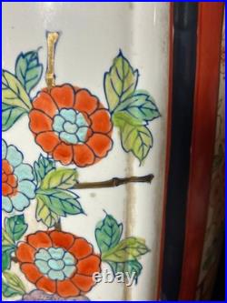 Vintage Asian Imari Style Vase Electric Table Lamp Accent Light with Wooden Base