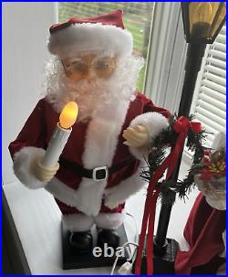Vintage Christmas Animated & Lighted Santa & Mrs Claus with Lighted Lamp Post