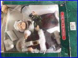Vintage Trim A Home 21 Animated Mr. & Mrs. Claus 3 Piece Set Lighted Lamp Post