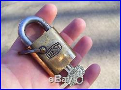Vintage original rare 60s Ford brass padlock Spare tire lock promo sandusky key