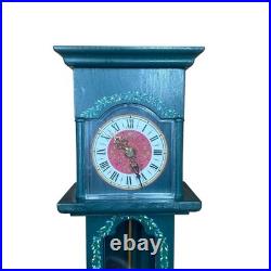 Vtg Holiday Creations Animated Santa with Clock Puppy Working Tiffany Lamp READ