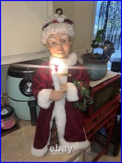 Vtg Mrs Claus Light Post 1990's Animated Couple Lighted Pole Triple Cord